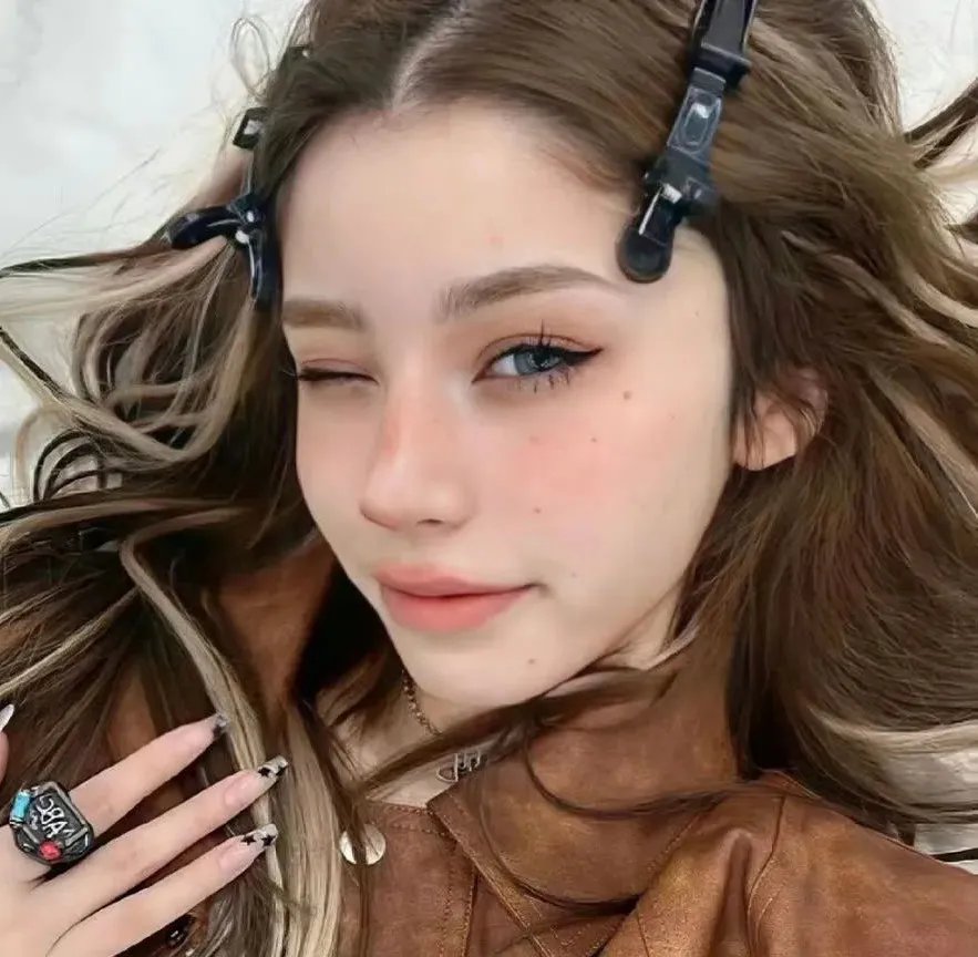 失眠的北风吹来爱情